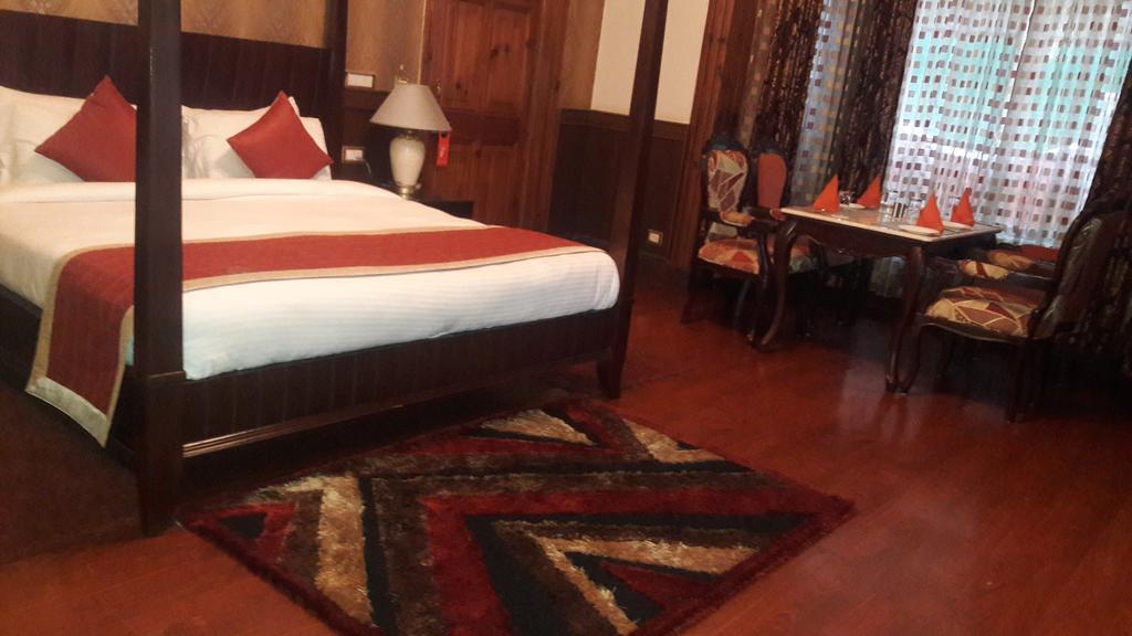 Southgate Hotel 3*