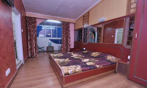 Hotel Sidharath 2*