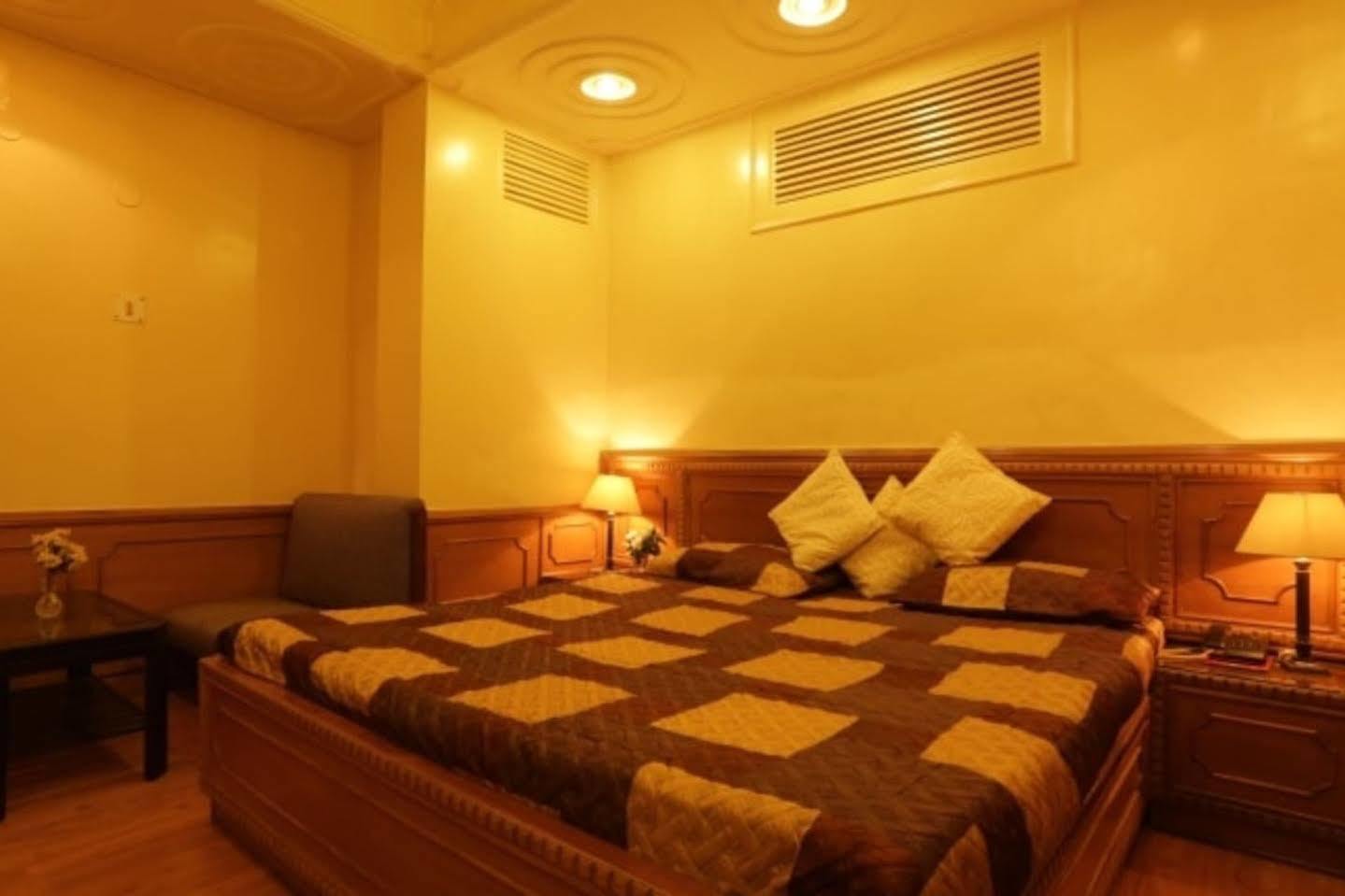 Sangeet Hotel Shimla