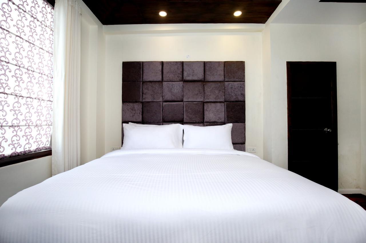 Oyo 9894 Valley View 2bhk Bharari