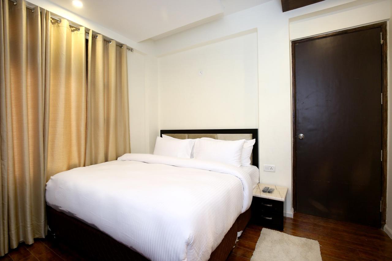 Apartment Oyo 9894 Valley View 2bhk Bharari *