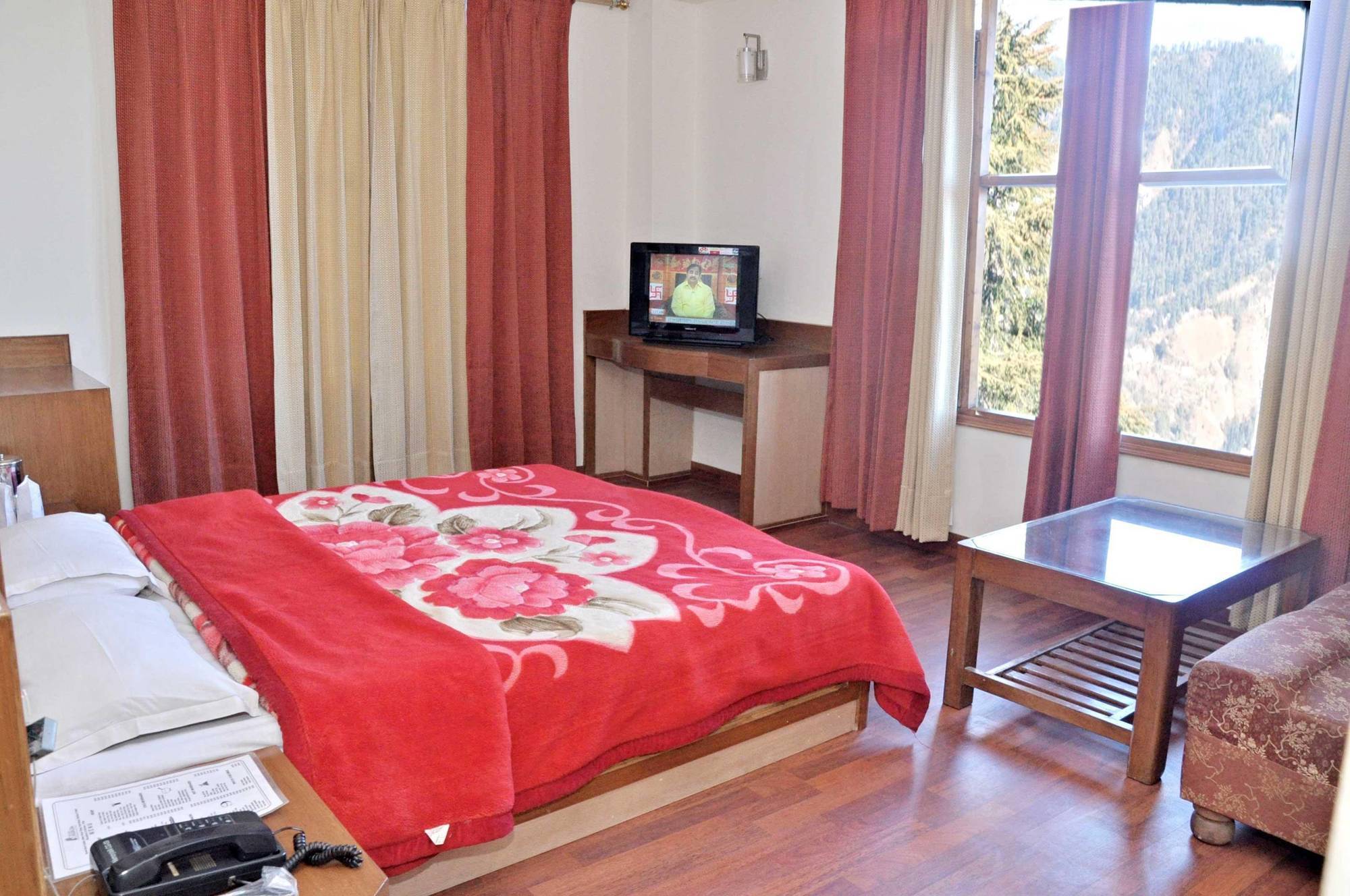 Hotel Super Collection O Mall Road Formerly Shubham 3*