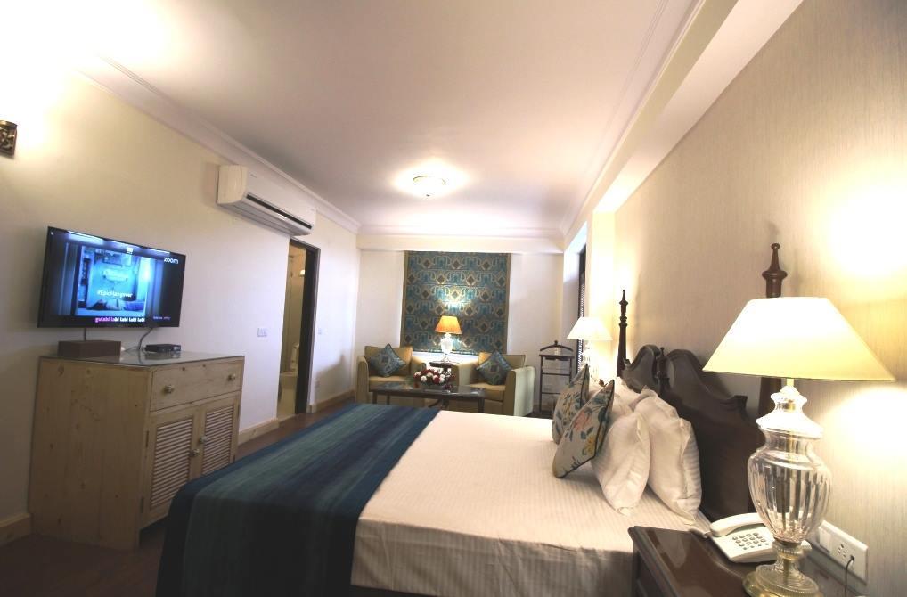 The Oaktree House Hotel