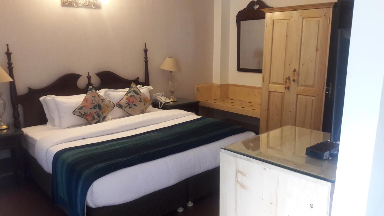 The Oaktree House 3* Shimla