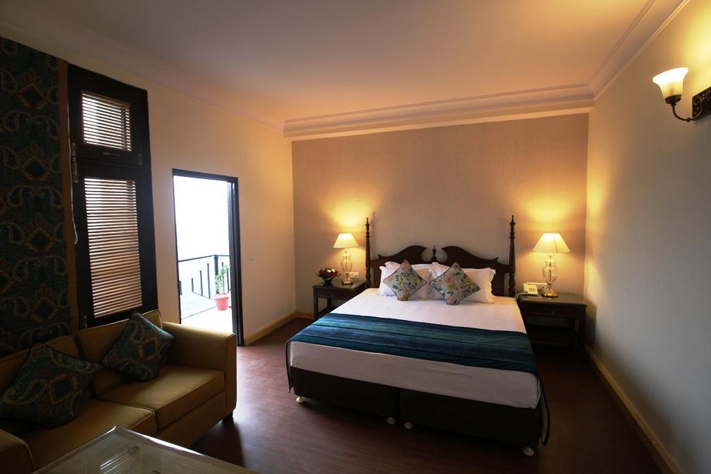 The Oaktree House Hotel Shimla