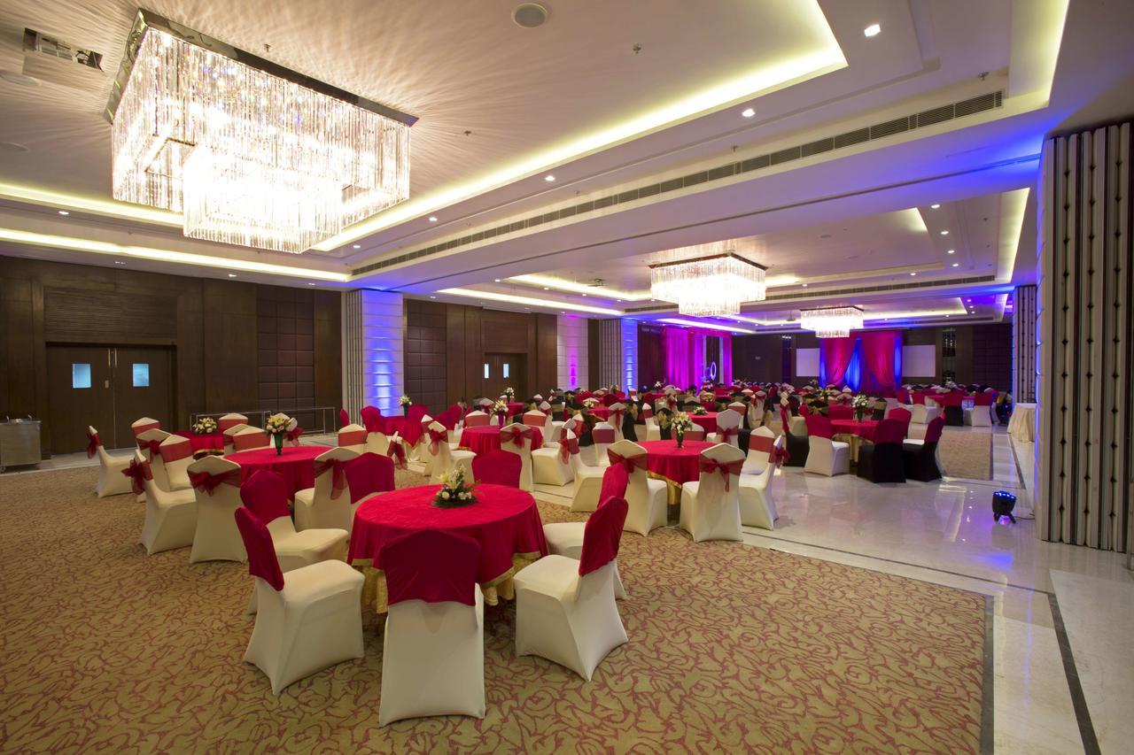 Royal Tulip Luxury Hotel, Kufri, Hotel Shimla