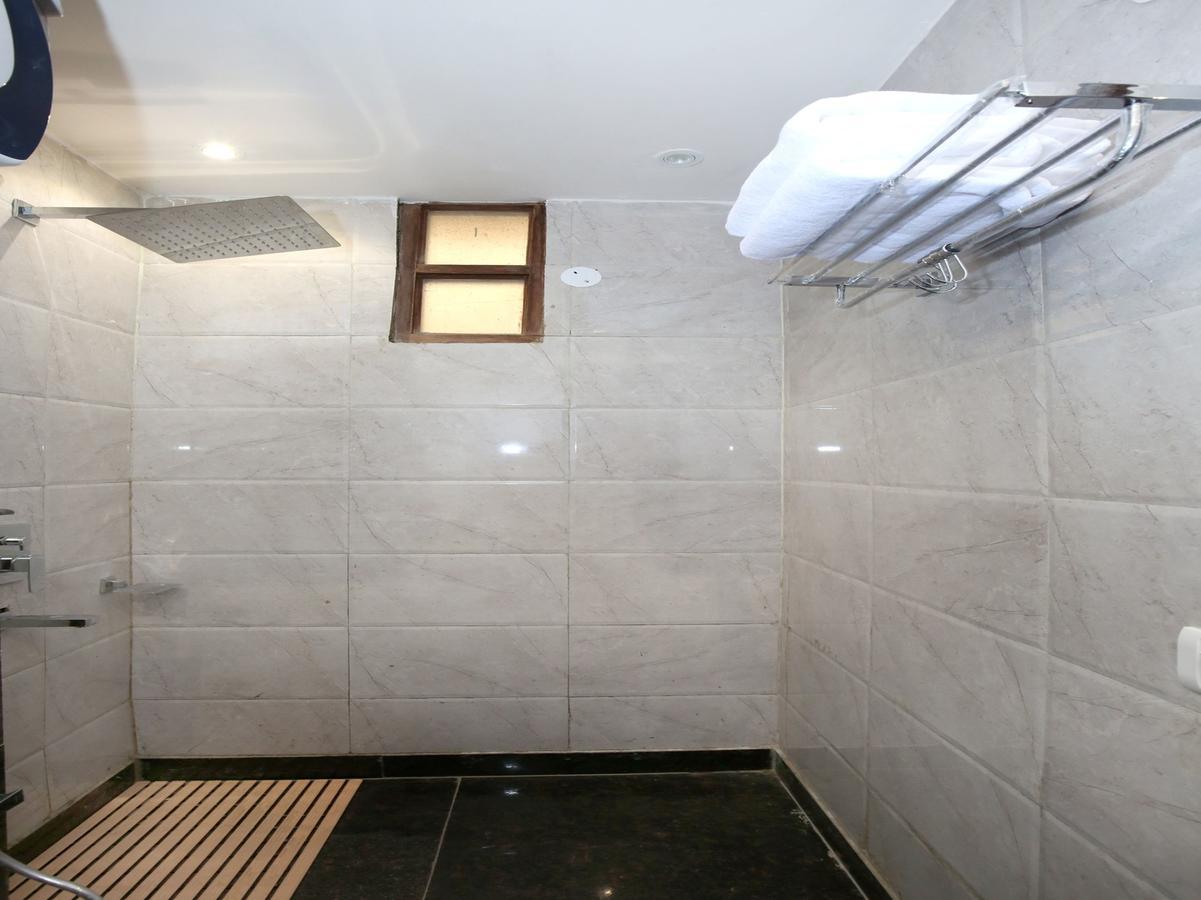 Oyo 9894 Valley View 2bhk Bharari Apartment *