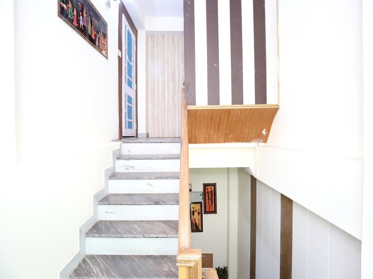 Oyo 11904 Sec 6 Apartment