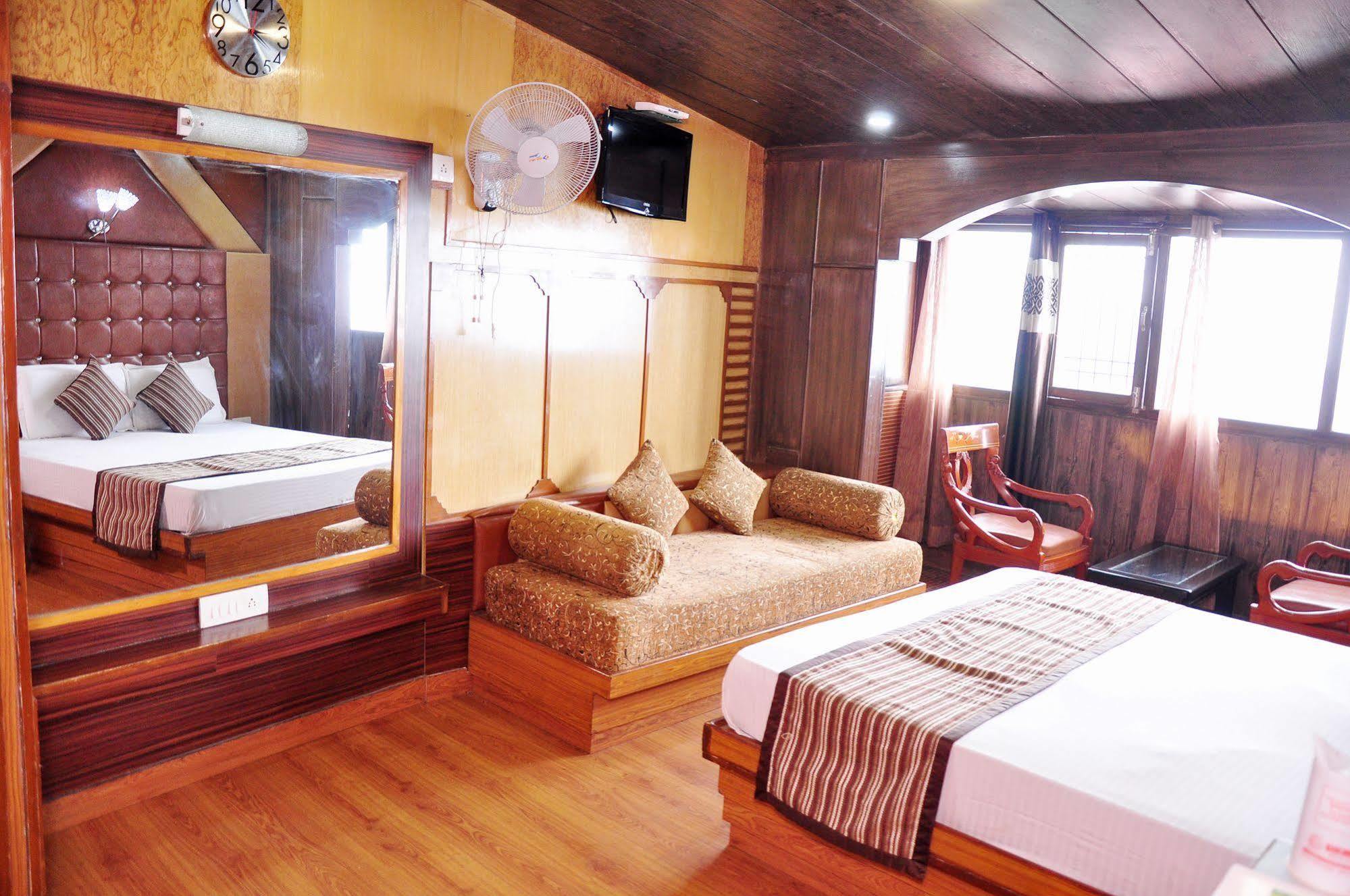 Hotel Sidharath Shimla