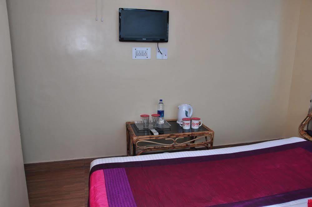 Oyo Old Bus Stand Hotel