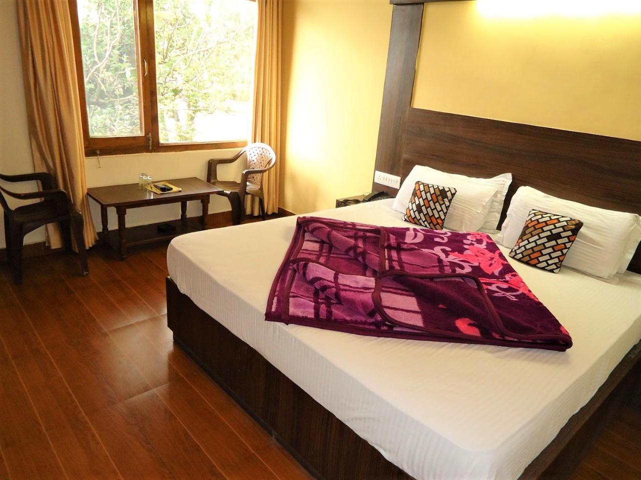 Dalziel * Shimla