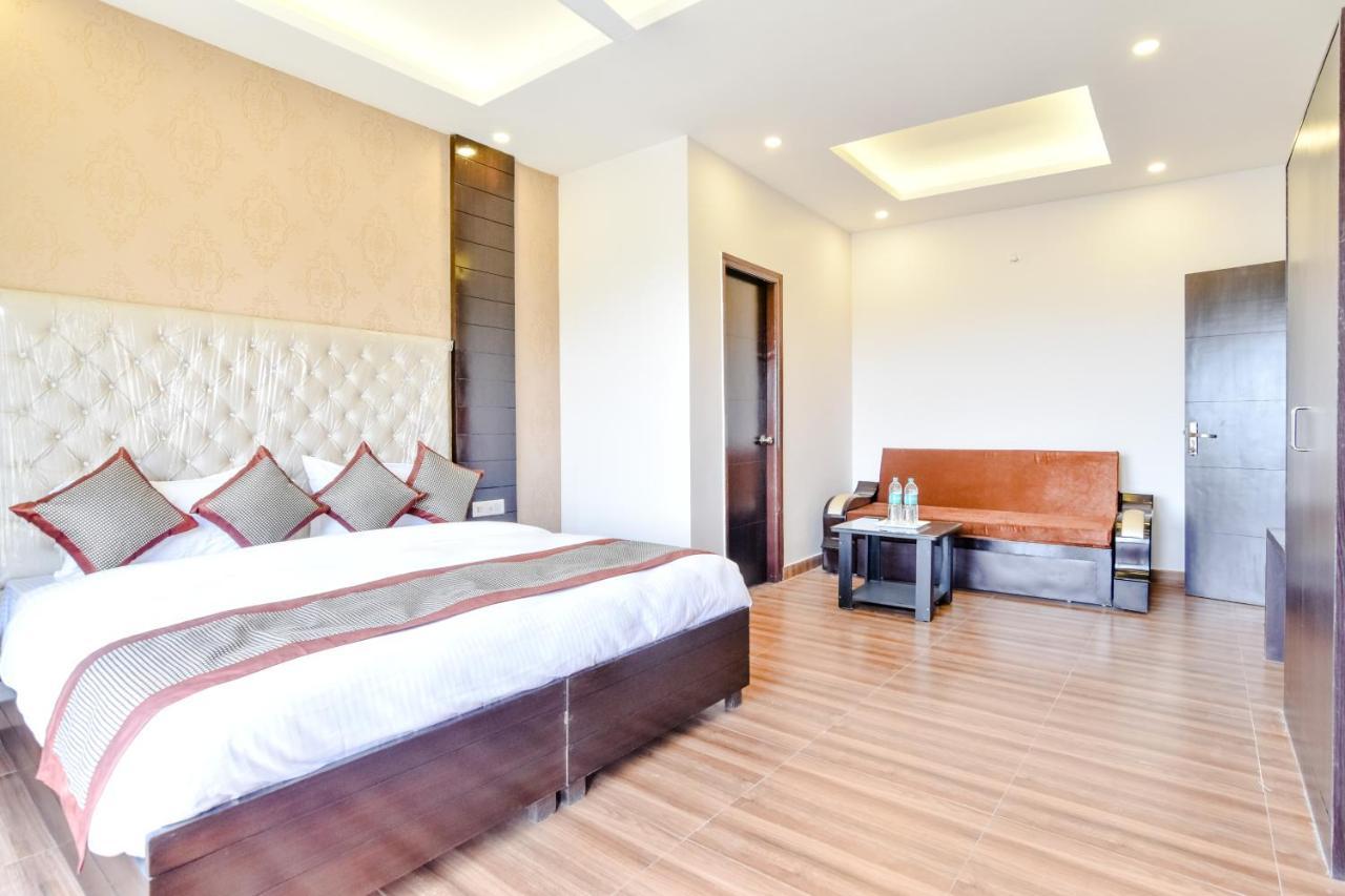 Kaithli Hills 3*