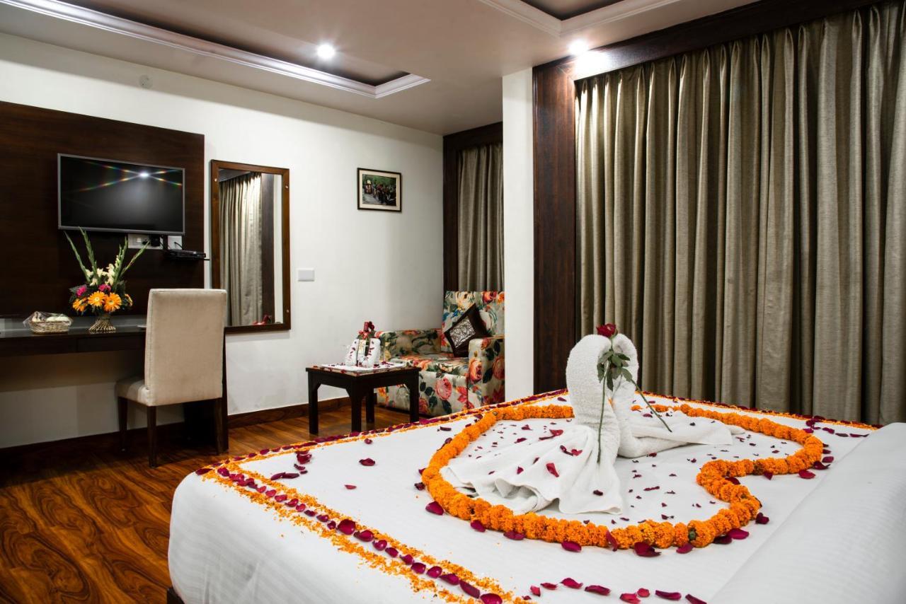 Snow Lotus Hotel 2*