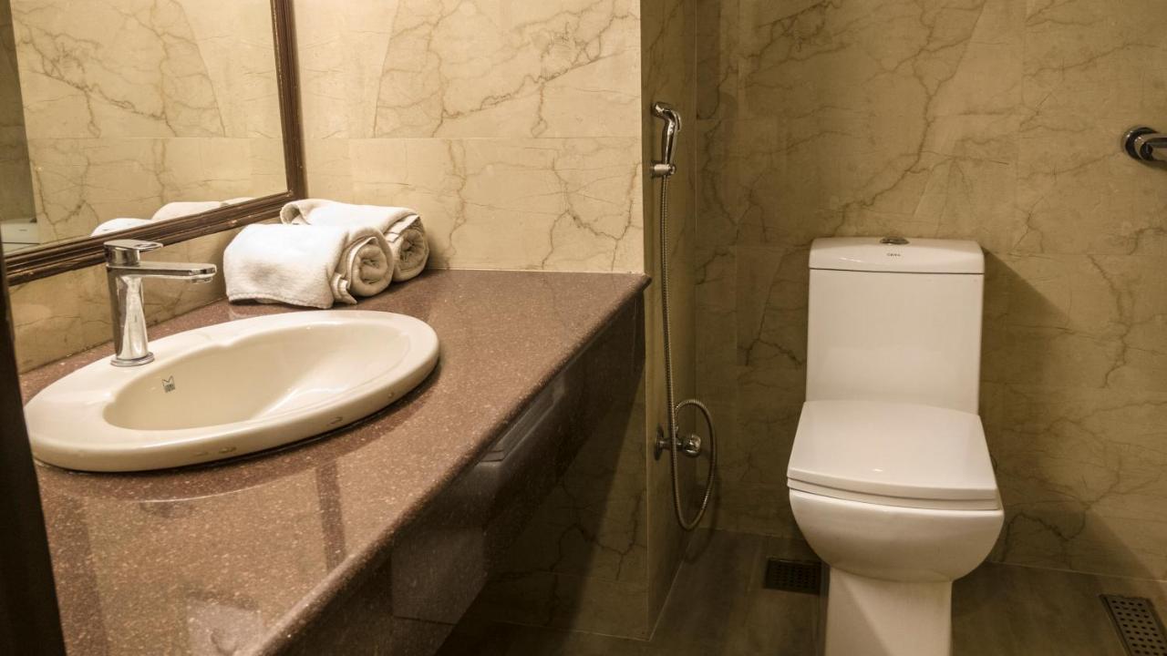 Royal Jardin Whistling Pines Resort 3*