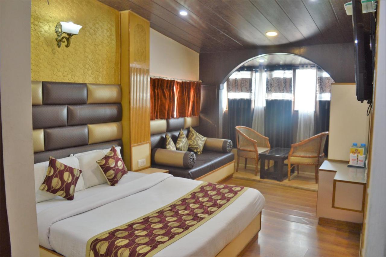 Sidharath Hotel