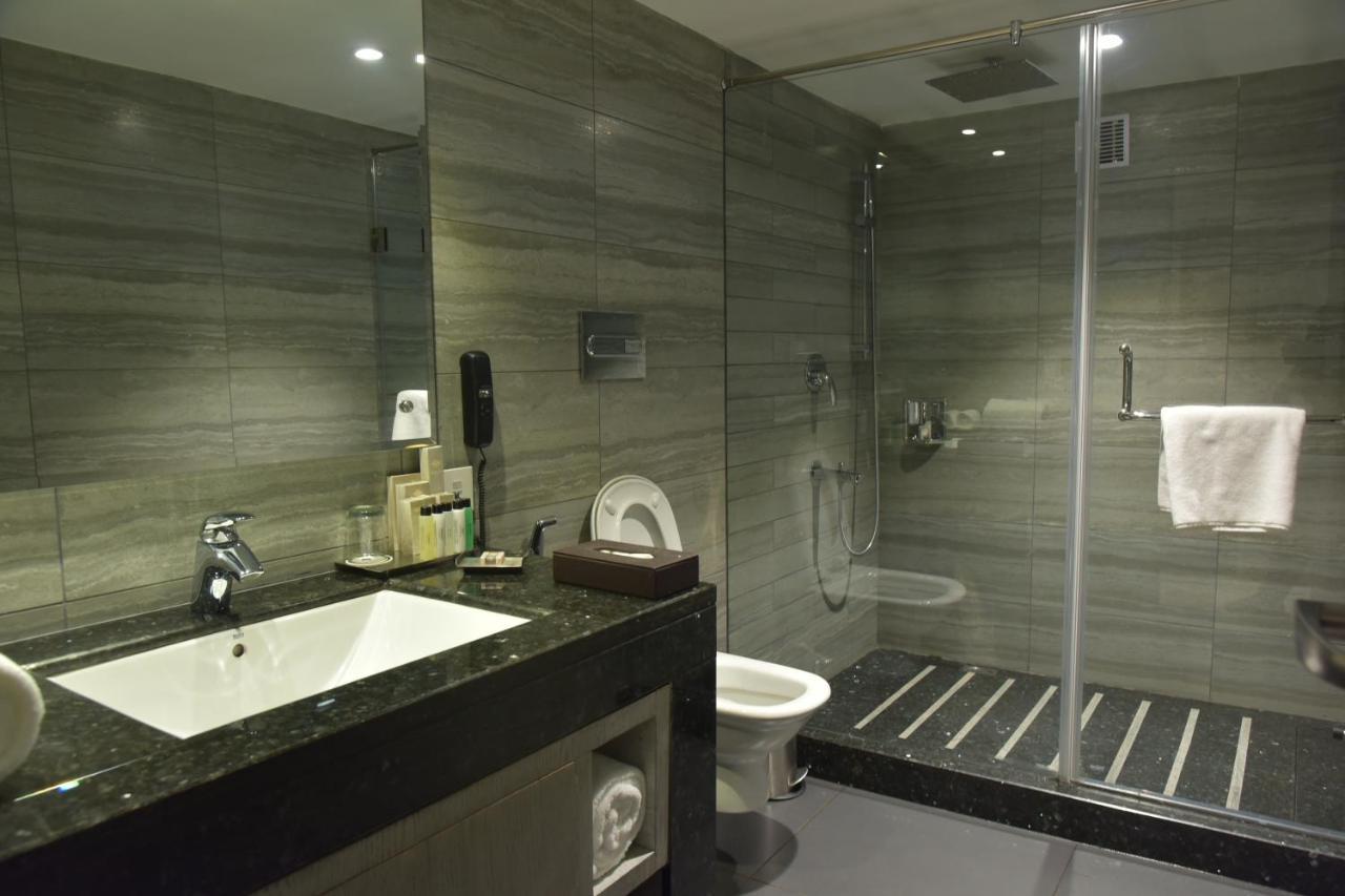Hotel Marina- First Designer Boutique