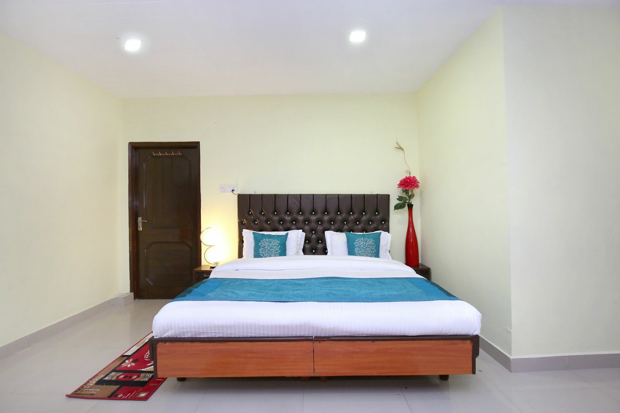 Modern 3bhk Sanjauli Market Shimla