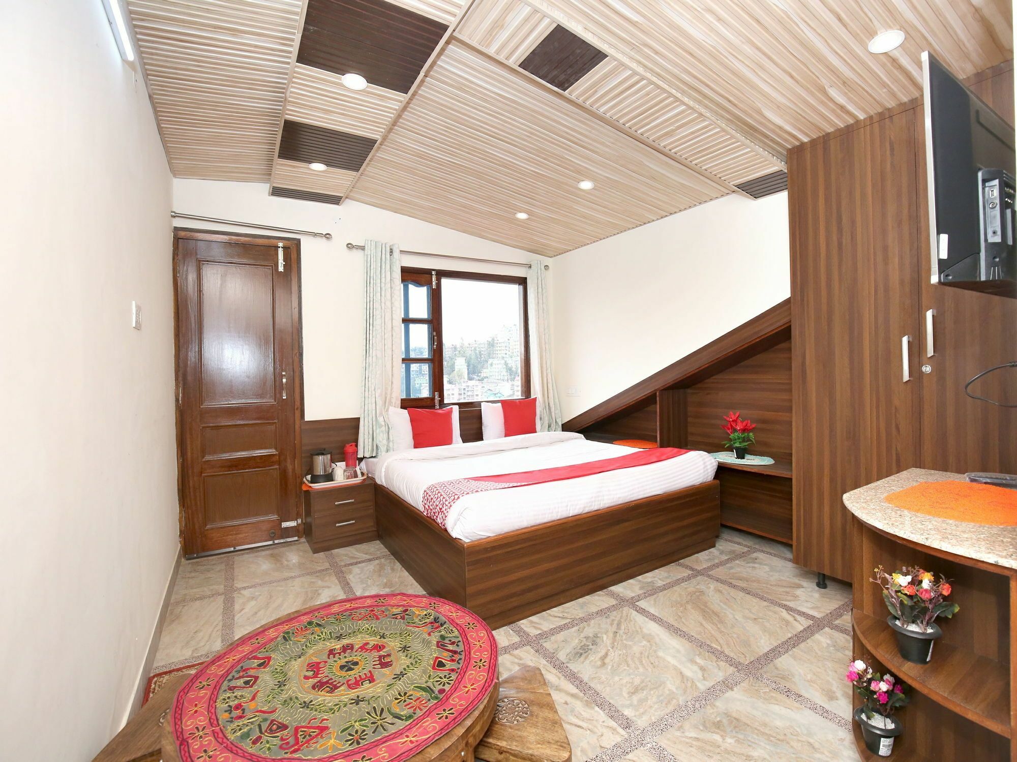 Oyo 11904 Sec 6 * Shimla