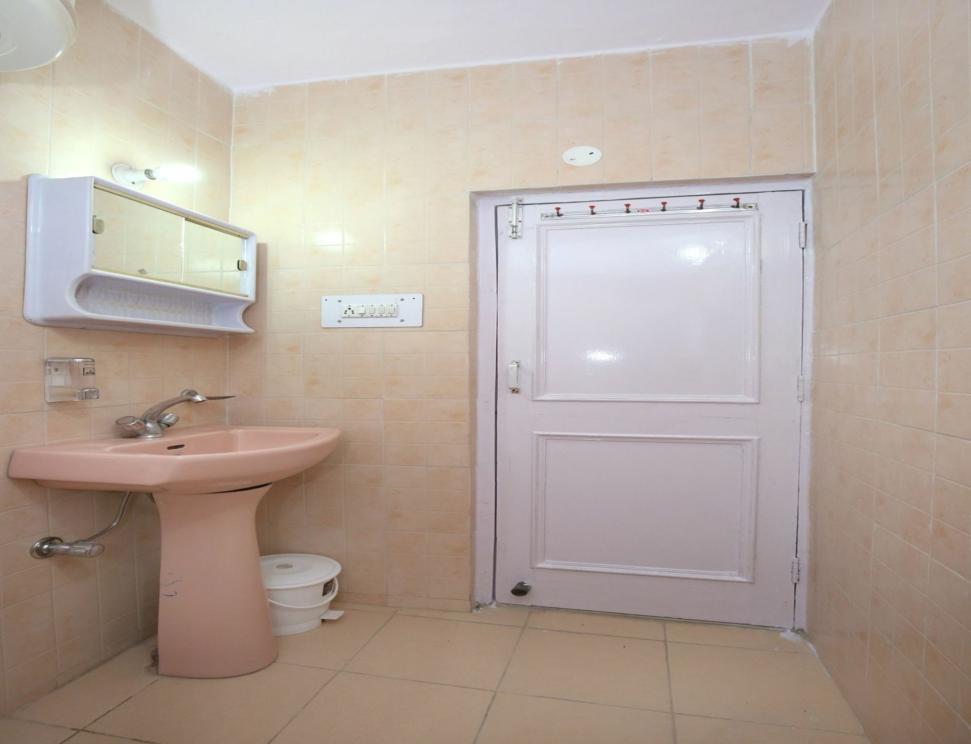 Spacious 2bhk Sanjauli With Amenities * Shimla