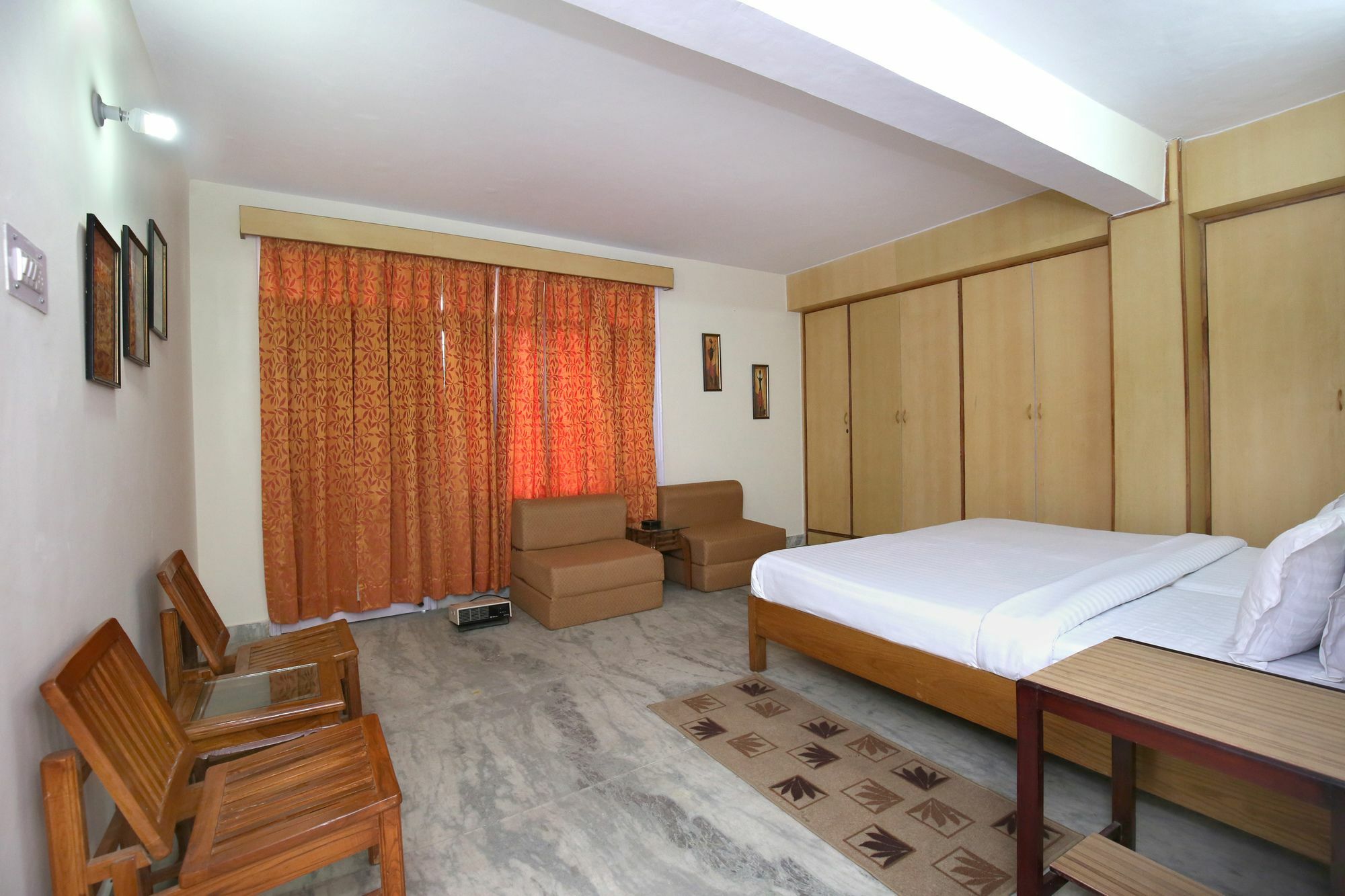Apartment Spacious 2bhk Sanjauli With Amenities *