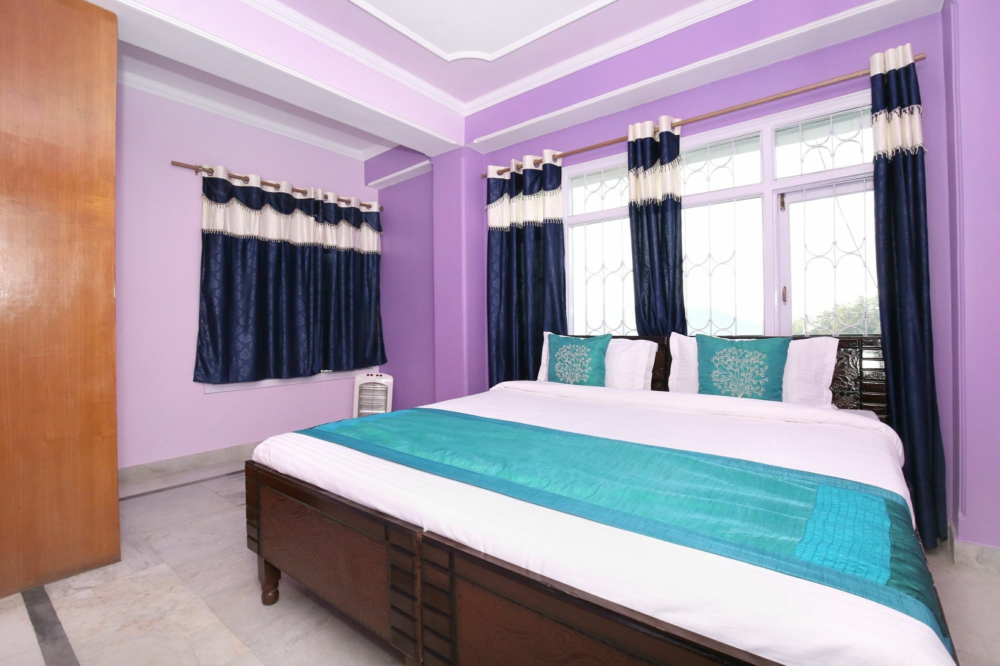 Oyo 10738 3bhk Fagli Apartment *