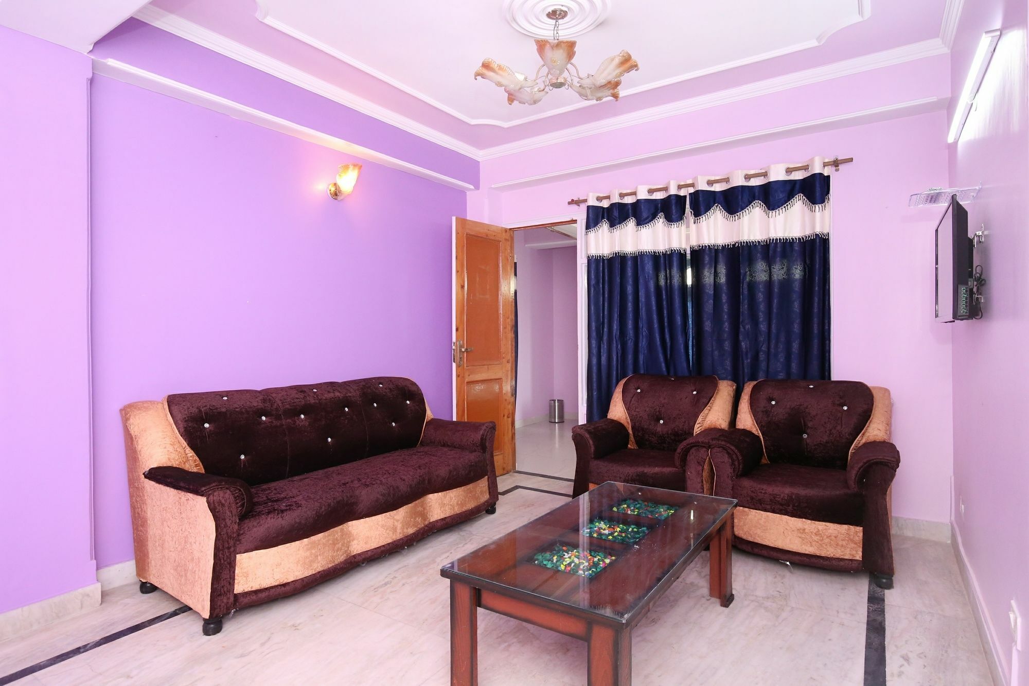Oyo 10738 3bhk Fagli Apartment Shimla