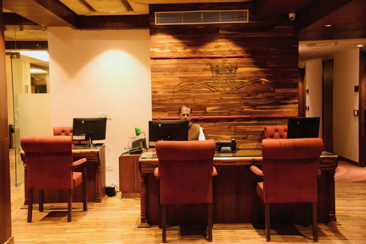 Royale Retreat - Luxury In Hotel 4*