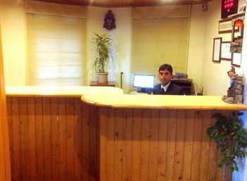 Hotel Wingait - Near Mall Road Shimla