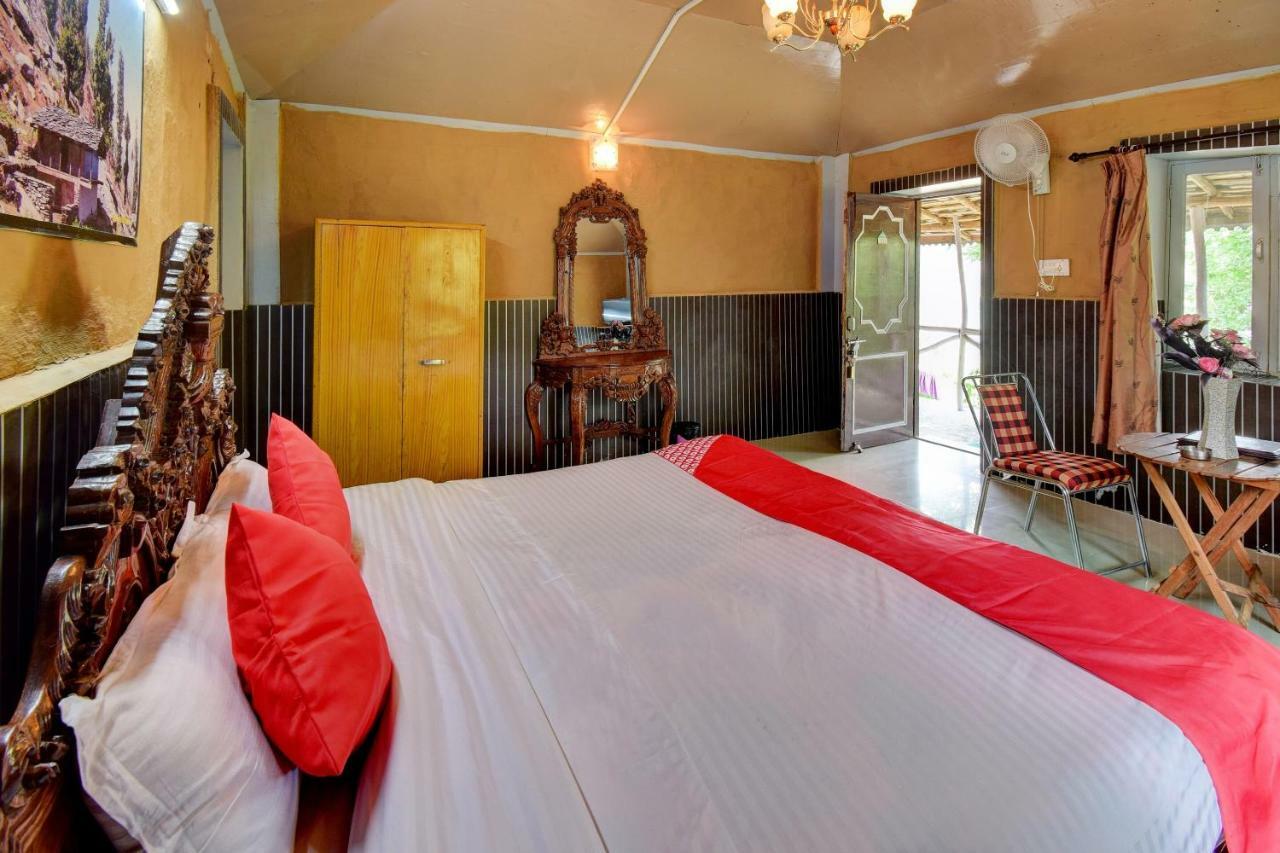 Oyo 43476 Vatika Resort