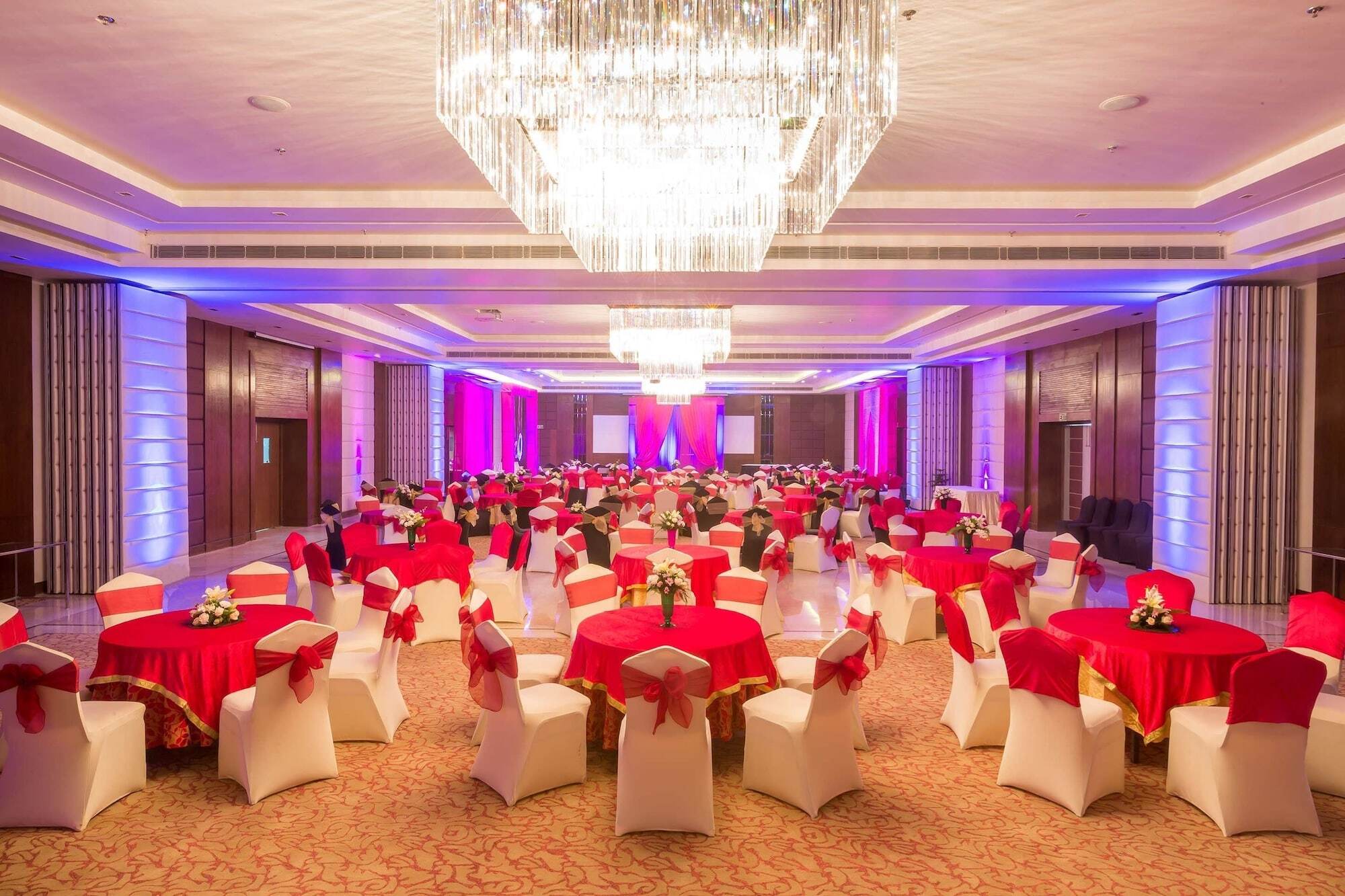 Royal Tulip Luxury Hotel, Kufri, 5* Shimla