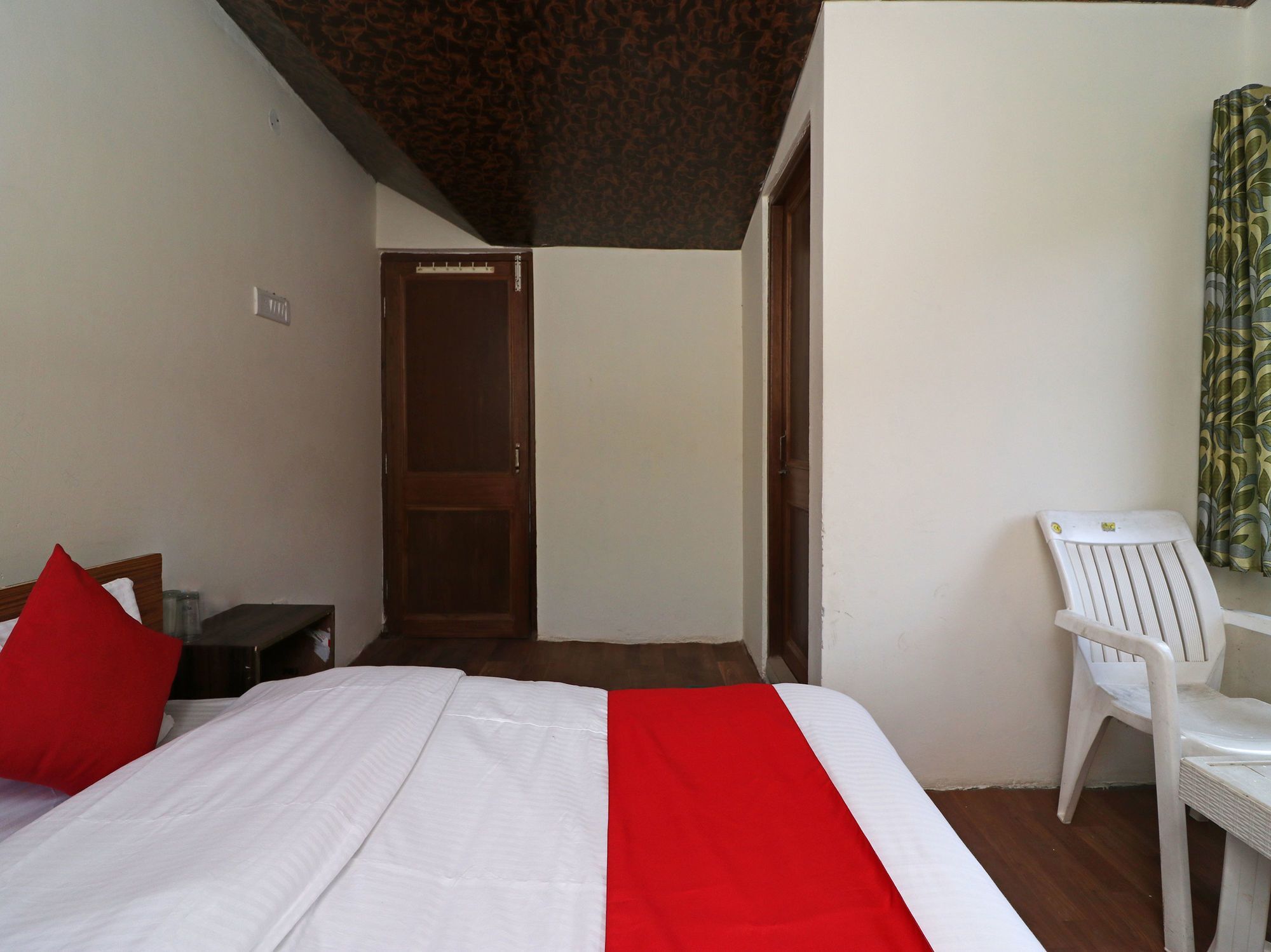 Apartment Oyo 13353 Friends Colony *