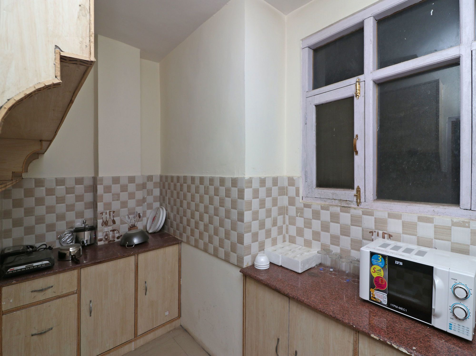Oyo 13353 Friends Colony Apartment *