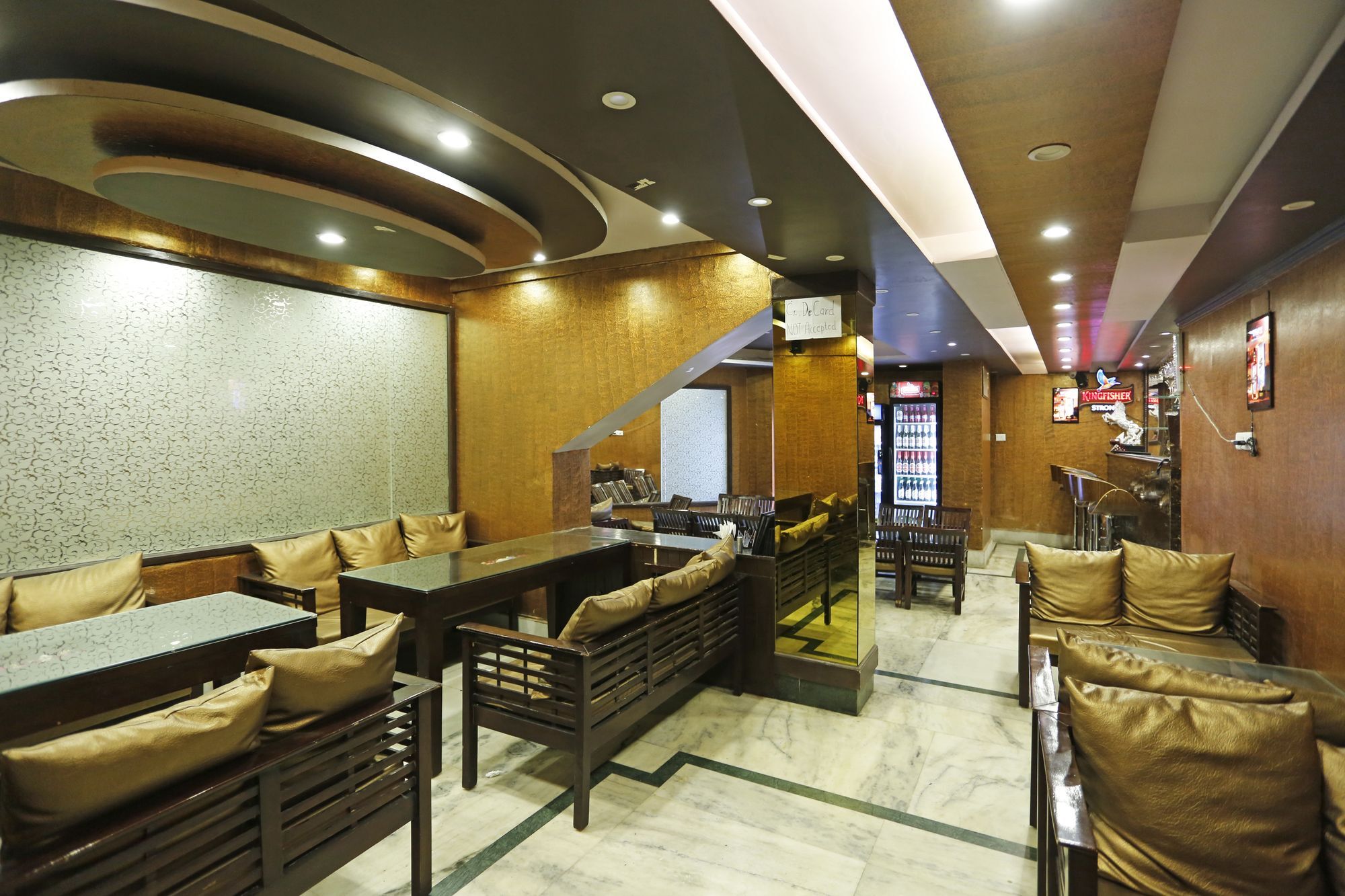 Oyo 055 Mall Rd Tourism Lift Shimla