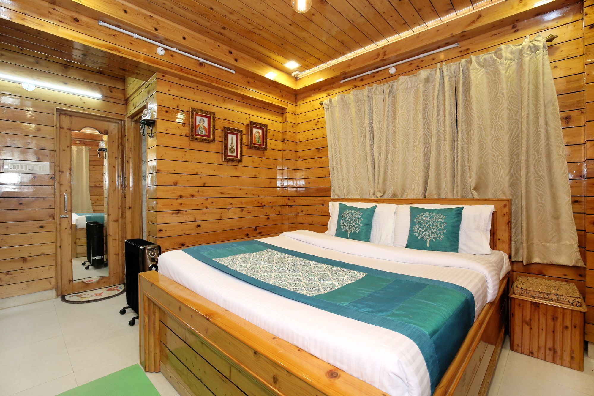 Oyo 10299 Vikas Nagar 3*