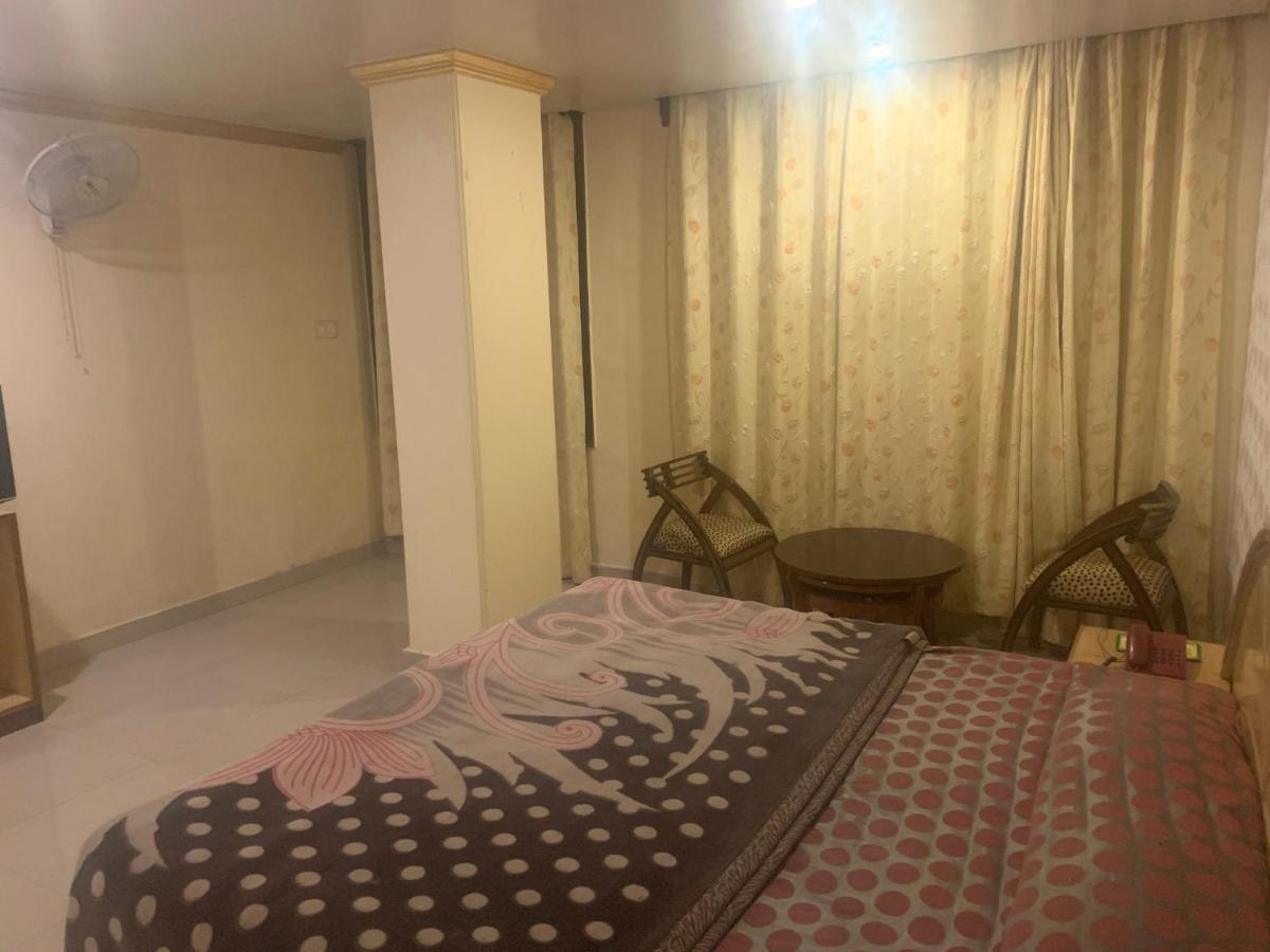 Hotel New Cosmos 2*