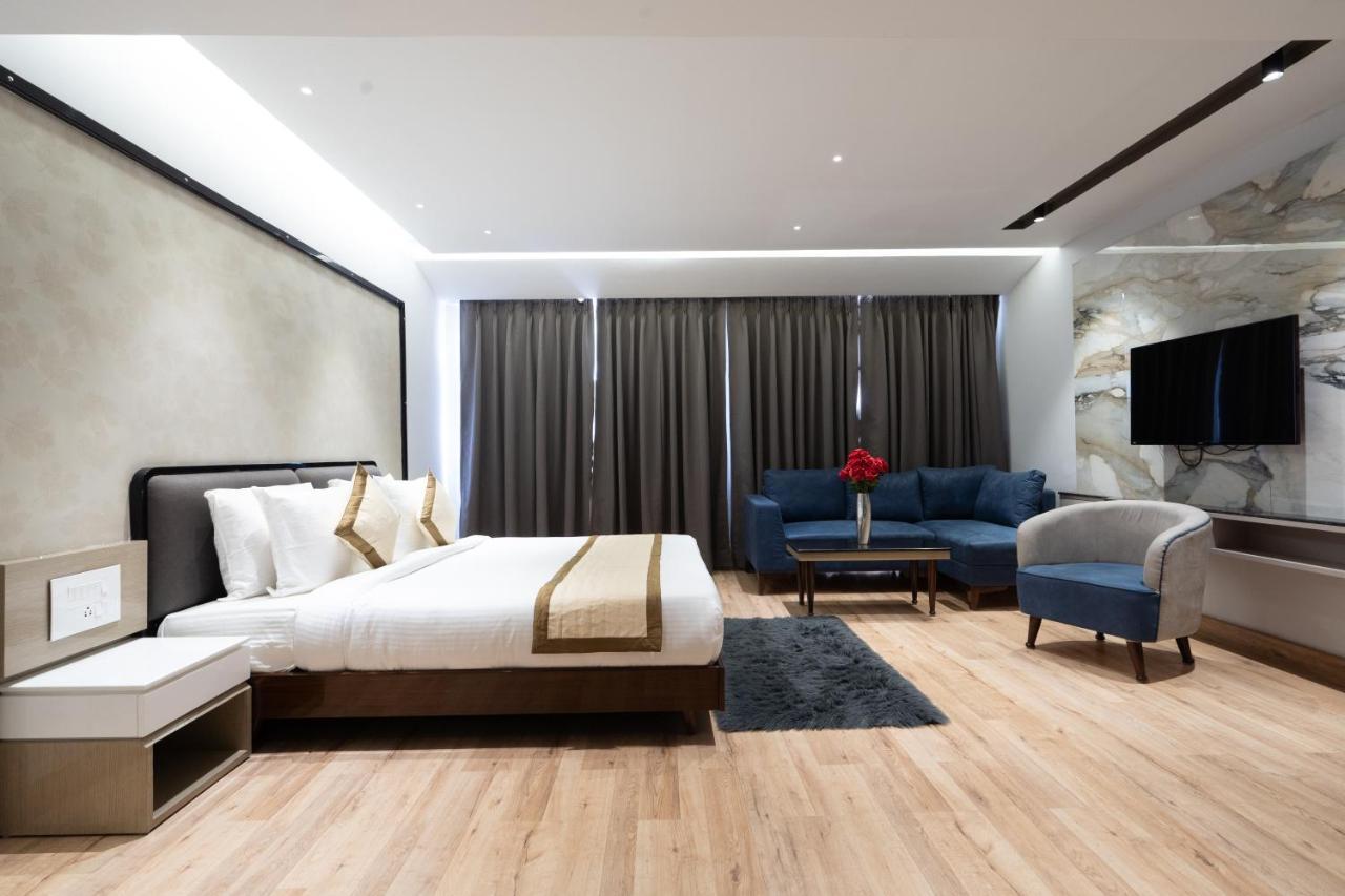 The Legacy Hotel 4*
