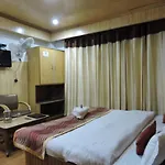 Hotel Chaman Palace