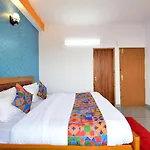 Fabhotel Nelson Villa - Fully Vaccinated Staff
