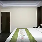 Hotel Shiwalik Regency