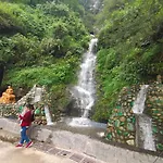 Magic Stays - Shimla Royale - Free Pickup From Railway Station Shimla