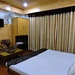 Oyo 2400 Hotel Chaman Palace