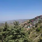 Hotel Blue Mountain