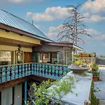 Ama Stays & Trails Ballyhack Cottage,Shimla