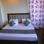 Royal Cedar B&B Simla