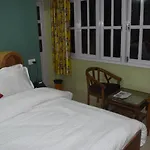 Prairie Lodge