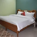 Prairie Lodge
