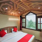 Oyo 14460 Green Park Homestay