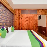 Century Highland Resort