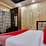 Oyo Flagship Hotel Avalanche