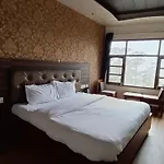 Shimla Royale - Near Mall Road Free Pickup From Railway Station Shimla